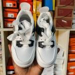 White Sneakers Unisex