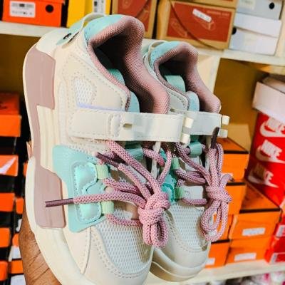Girls Sneakers
